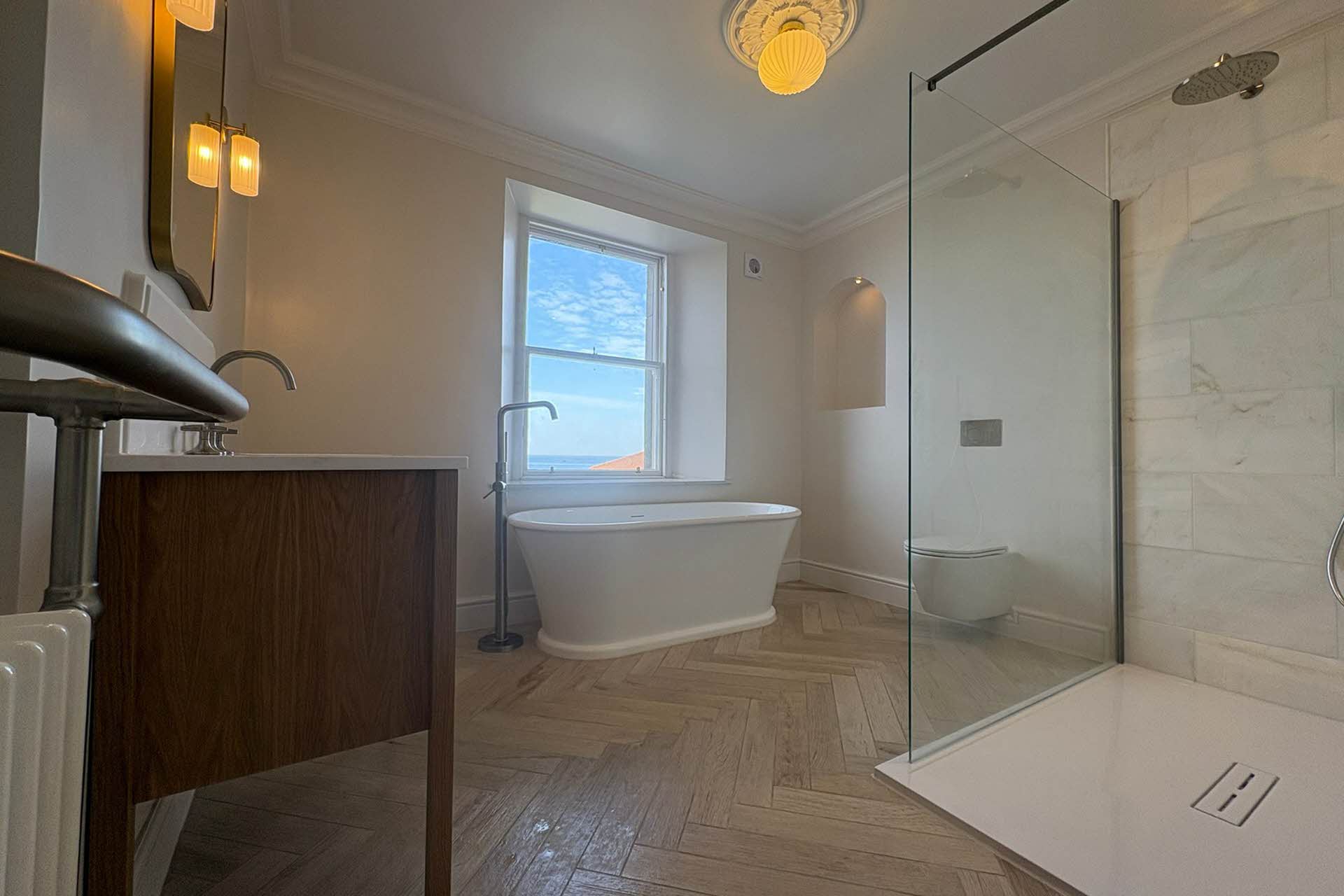 Bathroom fitters for high-quality bathroom installations & remodels in Edinburgh.